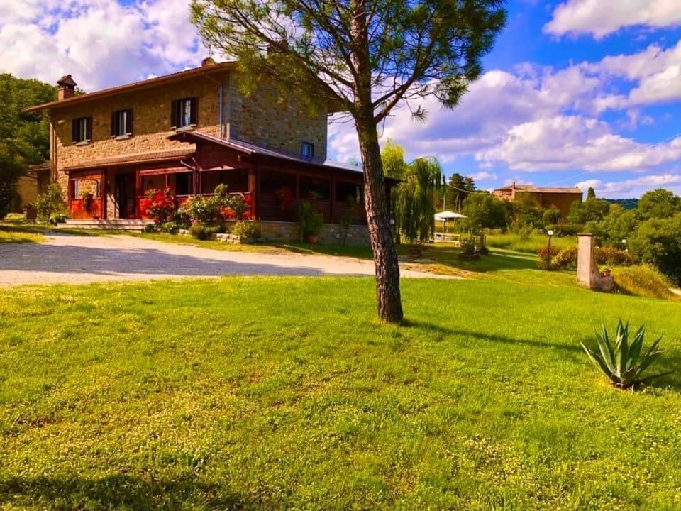 Mercatale  Agriturismo Vista Soleヴィラ エクステリア 写真