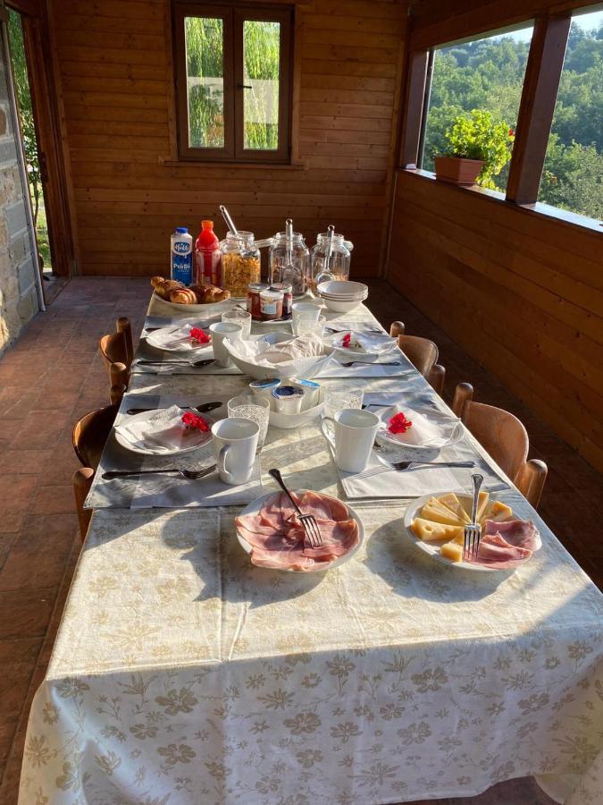 Mercatale  Agriturismo Vista Soleヴィラ エクステリア 写真